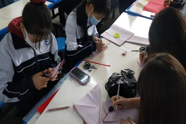 初中毕业3十2学校介绍幼儿教育专业的就业方向