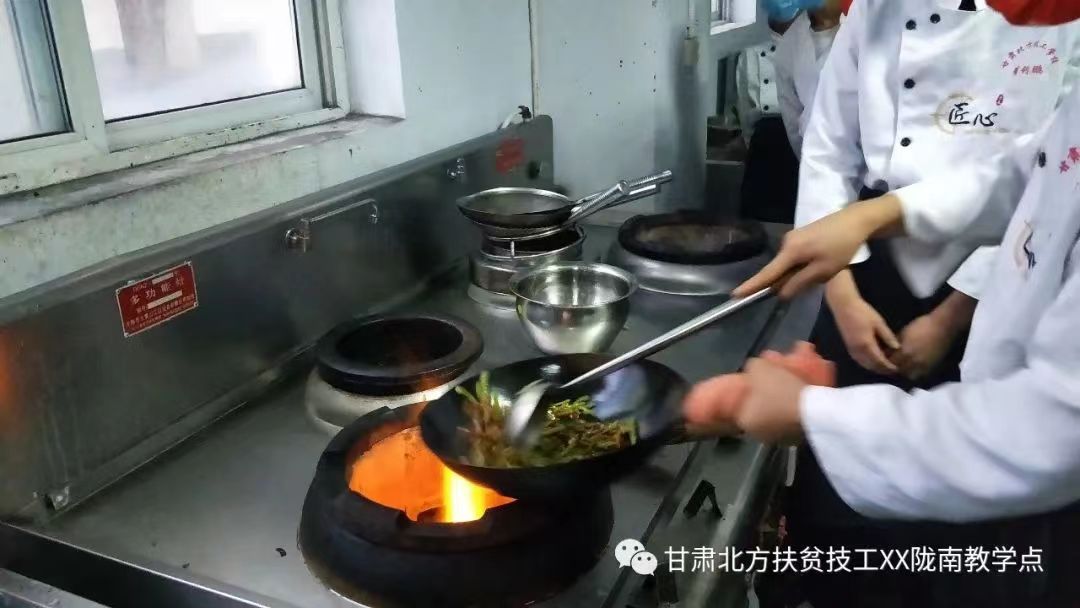 兰州中专学校专业推荐——中式烹调专业